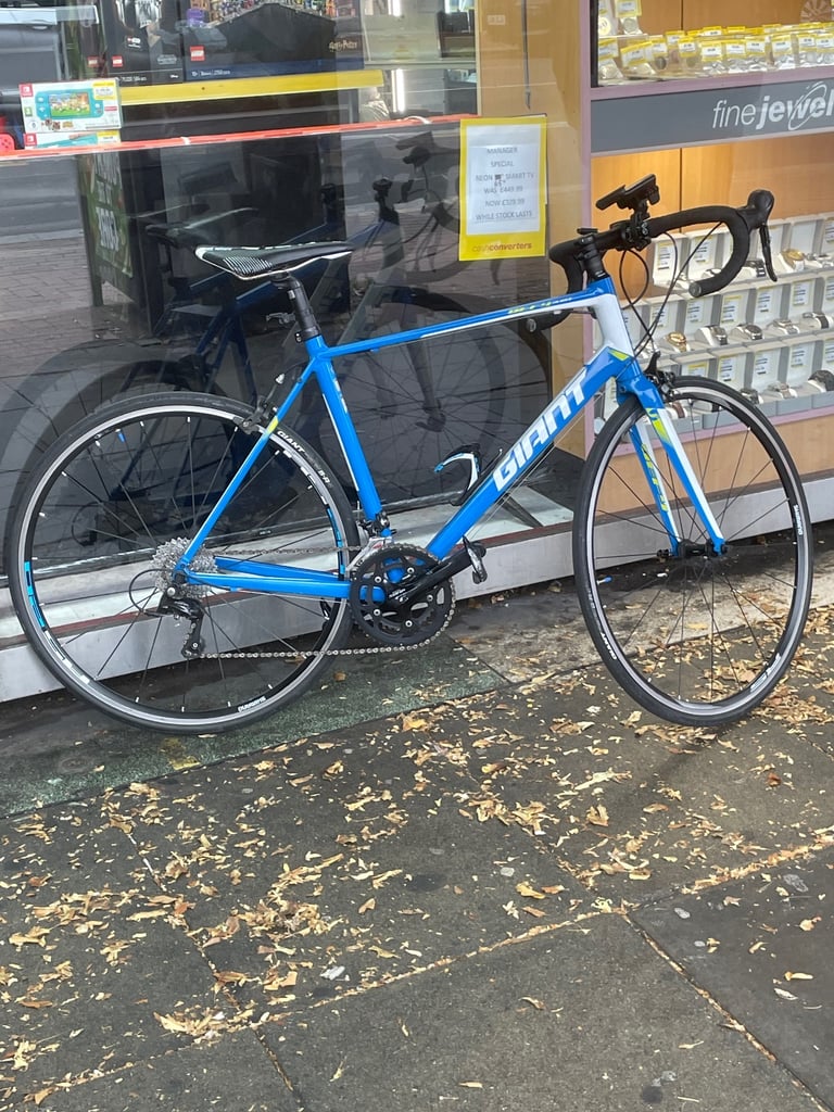 image for Giant defy aluxx 