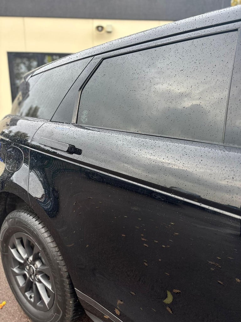 2020 Land Rover Range Rover Evoque 2.0 D150 MHEV R-Dynamic Auto 4WD Euro 6 (s/s) 5dr ESTATE Diese...