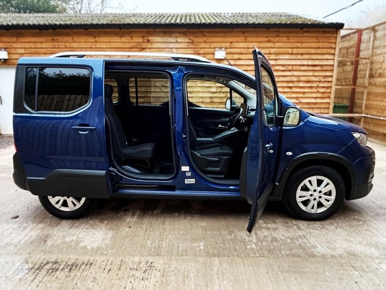 2020 Peugeot Rifter 4 Seat Auto Wheelchair Accessible Disabled Access Vehicle WAV MPV Diesel Auto...