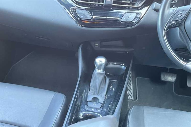 2021 Toyota C-HR 2.0 VVT-h GPF Excel SUV 5dr Petrol Hybrid CVT Euro 6 (s/s) (184 ps) SUV Hybrid A...