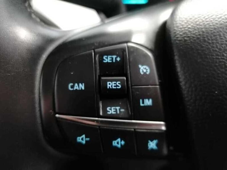 2022 Ford Focus 1.0T EcoBoost Zetec 5dr HATCHBACK Petrol Manual