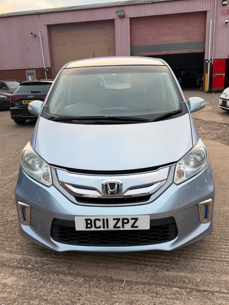 2011 Honda Freed 1.5 Hybird 7 Seater Premium   Hybrid Electric Automatic
