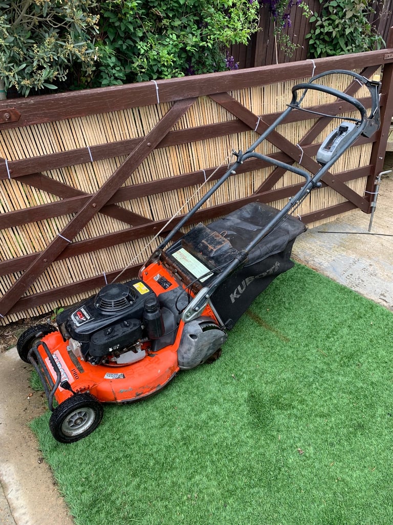Kubota pro roller lawnmower 