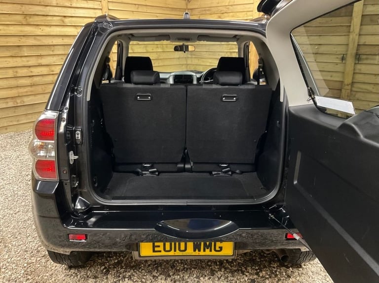 2010 Suzuki Grand Vitara 2.4 VVT SZ4 3dr Auto ESTATE PETROL Automatic