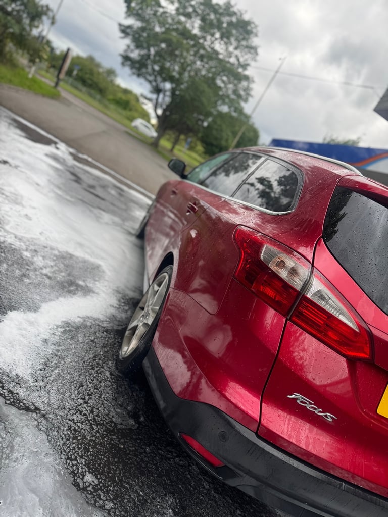 Ford, FOCUS, Estate, 2011, Manual, 1560 (cc), 5 doors