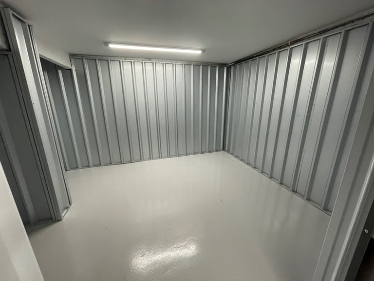 image for SELF STORAGE ASHLEY ROAD POOLE - PRICES AND SIZES TO SUIT - GREAT ALTERNATIVE TO A GARAGE 