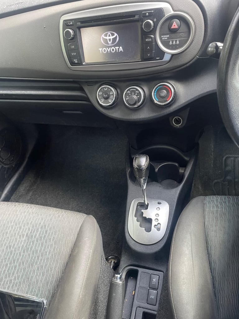 Toyota yaris automatic 1.3 petrol Ulez compliant