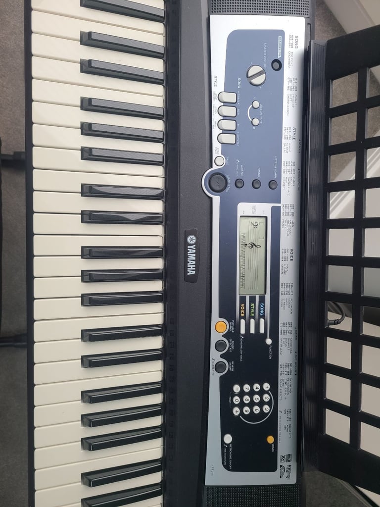 Yamaha Keyboard