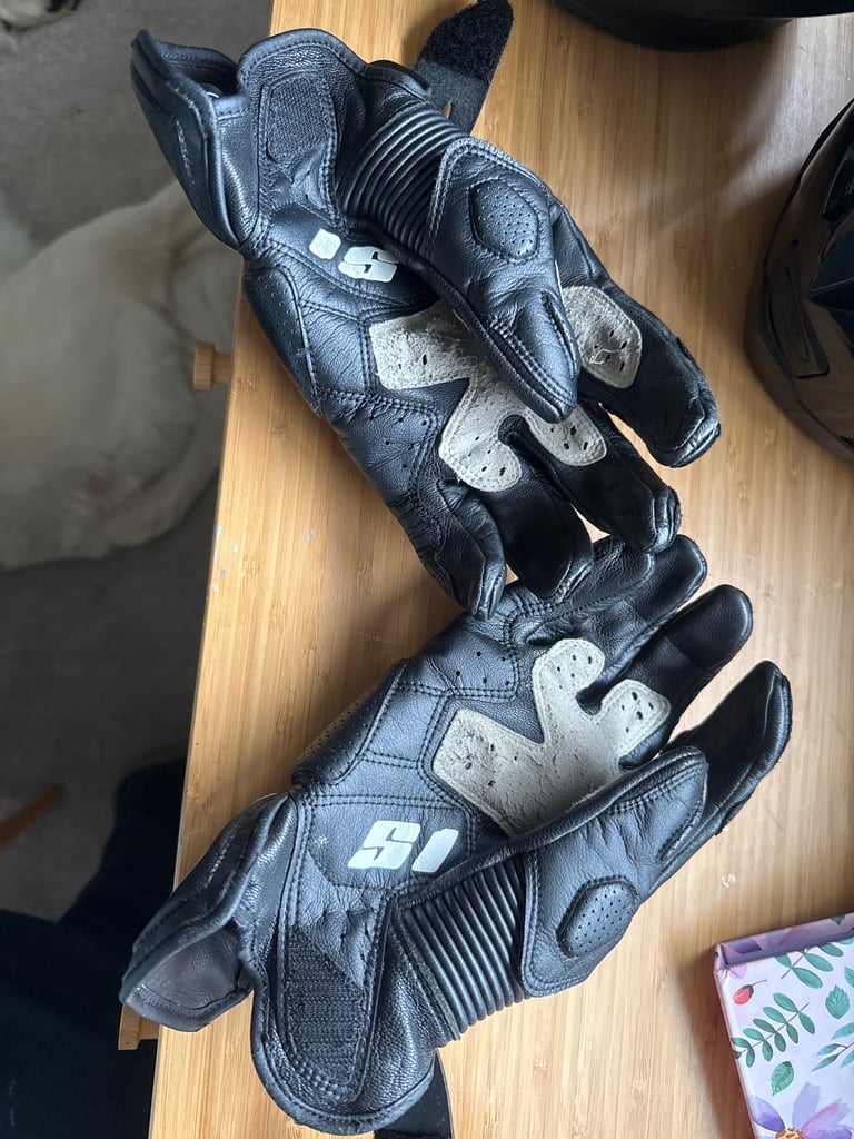 Alpine star S1 motorcycle gloves