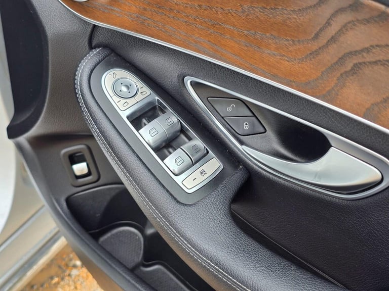 2016 Mercedes-Benz C-Class 2.1 C220d Sport 7G-Tronic+ Euro 6 (s/s) 4dr Saloon Diesel Automatic