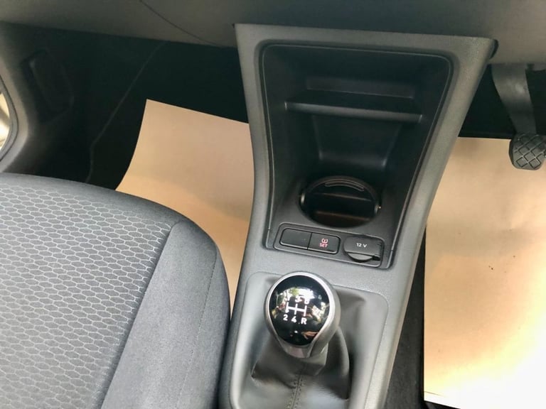 2015 SEAT Mii 1.0 12v I TECH Hatchback 3dr Petrol Manual Euro 5 (60 ps)-ONLY 7,400 MILES- Hatchba...