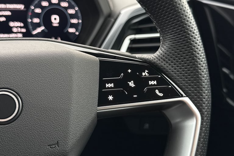 2024 Audi Q4 e-tron Q4 Sportback Black Edition 45 e-tron  210,00 kW SUV Automatic