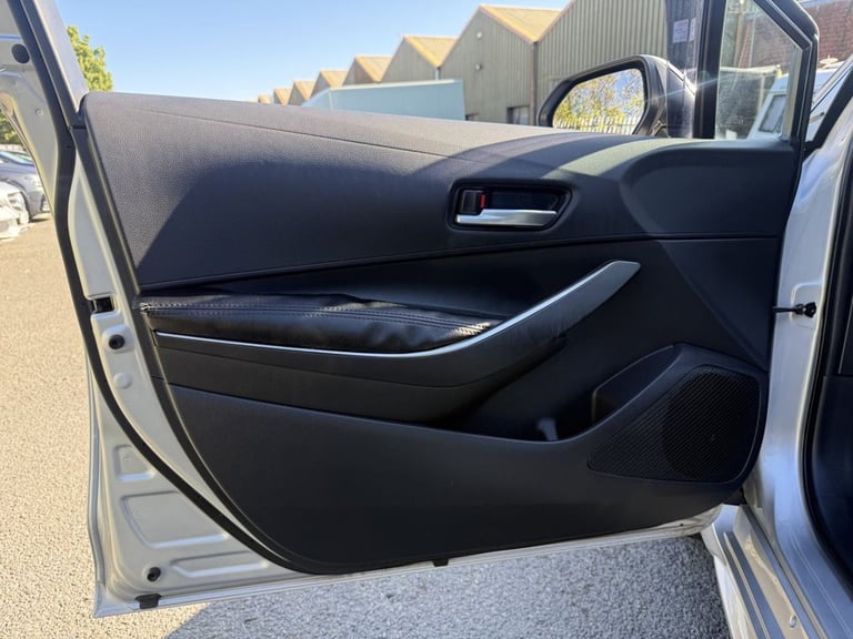 2021 Toyota Corolla 1.8 VVT-h GPF Icon Tech Hatchback 5dr Petrol Hybrid CVT Euro 6 (s/s) (122 p H...