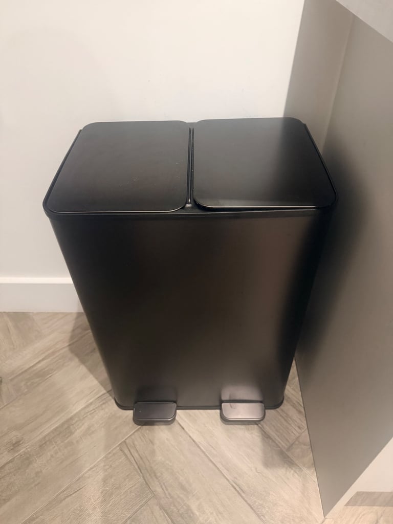 Double sided bin from B&Q