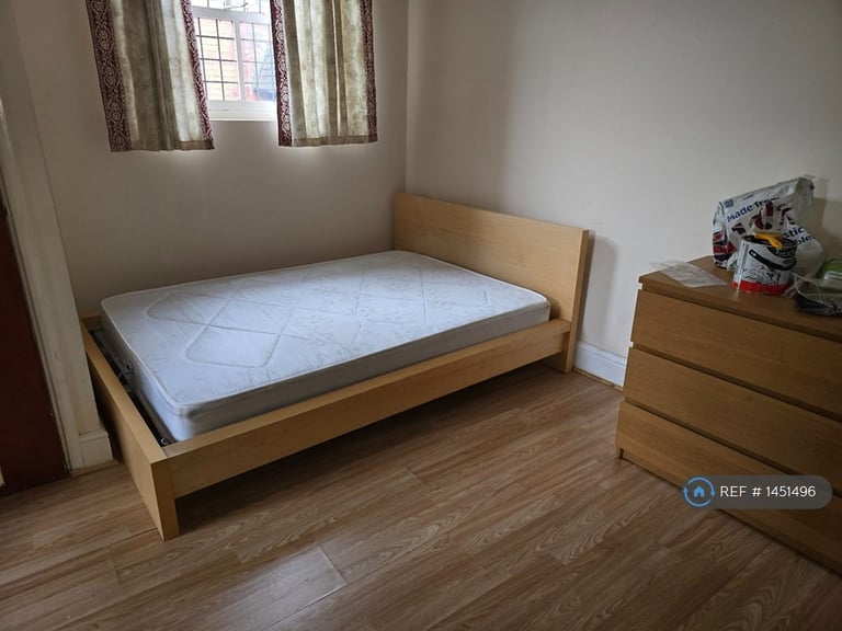 1 bedroom flat in Mansfield Road, Nottingham, NG5 (1 bed) (#1451496)
