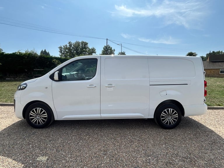 2019 Vauxhall Vivaro 1.5 Turbo D 2900 Sportive L2 H1 Euro 6 (s/s) 5dr PANEL VAN Diesel Manual