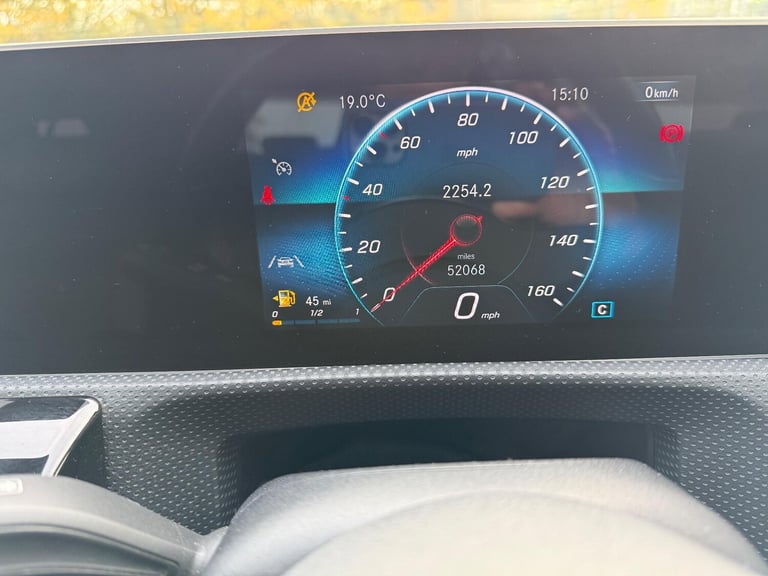 2019 Mercedes-Benz A-Class 1.3 A180 AMG Line (Executive) Euro 6 (s/s) 5dr HATCHBACK Petrol Manual