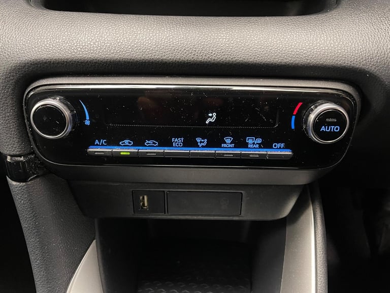 2023 Toyota Yaris 1.5 VVT-h Icon E-CVT Euro 6 (s/s) 5dr HATCHBACK Petrol/Electric Hybrid Automatic