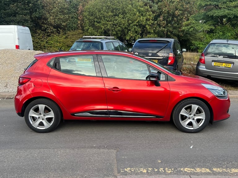2013 Renault Clio 1.2 16V Dynamique MediaNav 5dr HATCHBACK Petrol Manual