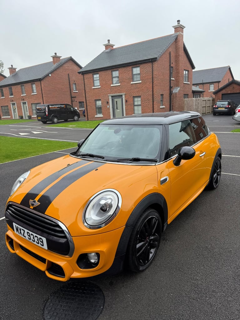 2018 MINI Cooper