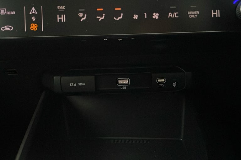  Kia Niro Hybrid 1.6h Gdi 3 Suv 5dr Petrol Hybrid Dct Euro 6 s/s 139 Bhp