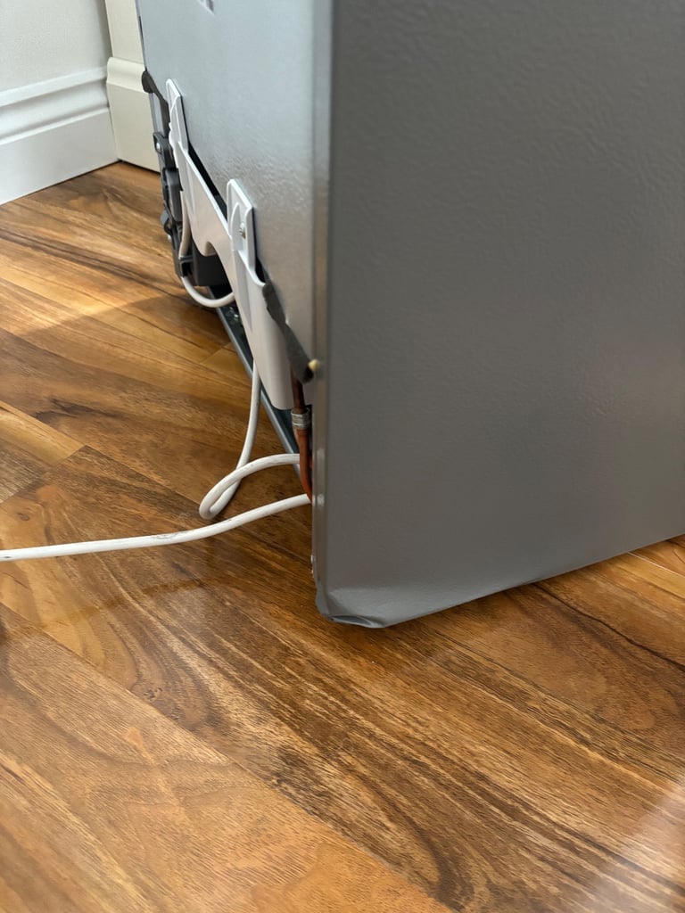 LOGIK - 60/40 Silver Fridge Freezer for sale