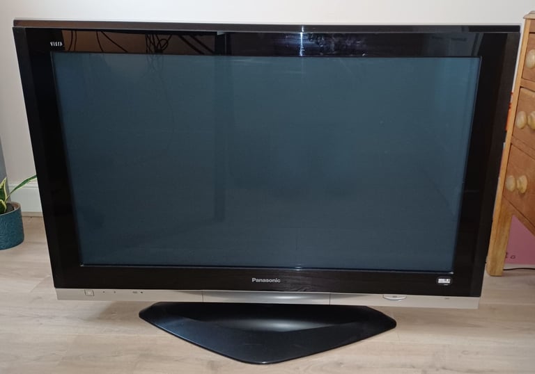 image for Panasonic Viera TH-42PX700B 42 inch Plasma TV