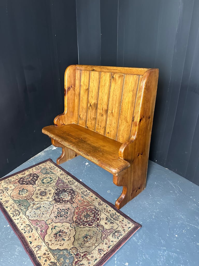 Antique pine style little pew pub settle