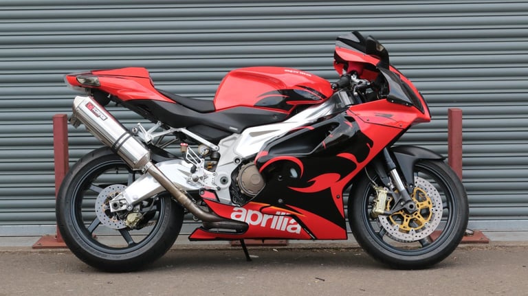 Aprilia RSV1000R MILLIE 2006 