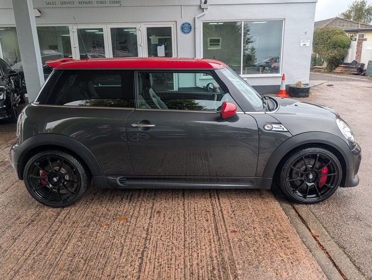 2013 MINI Hatch 1.6 John Cooper Works Euro 5 (s/s) 3dr HATCHBACK Petrol Manual
