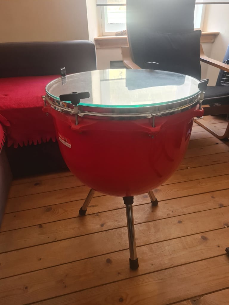 ***** KETTLEDRUM COFFEE TABLE ***** A VERY DISTINCTIVE FEATURE FOR YOUR LOUNGE, CAFE, OR DINER!