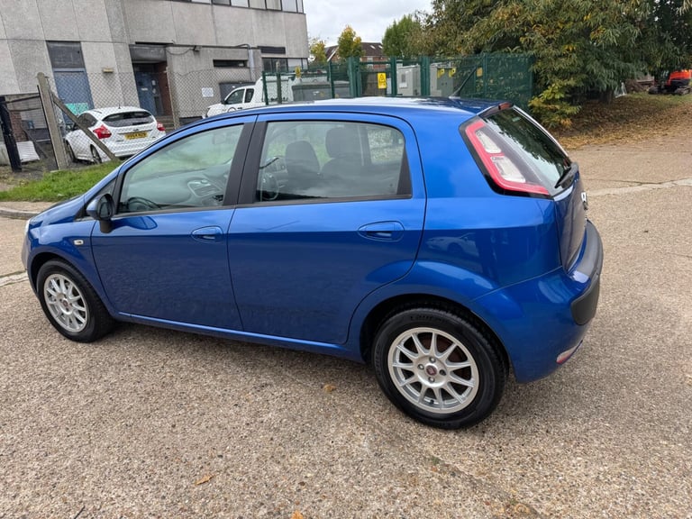 2010 Fiat Punto Evo 1.4 Dynamic Euro 5 (s/s) 5dr HATCHBACK Petrol Manual
