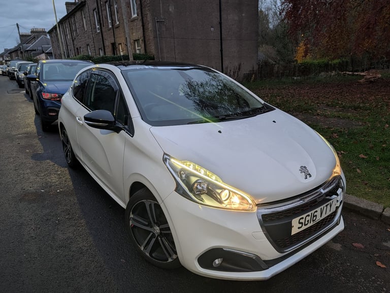 Peugeot, 208, Hatchback, 2016, Manual, 1199 (cc), 3 doors