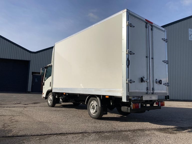 ISUZU GRAFTER 3.5t N35.125 (T) LWB with LUTON BOX BODY/TAIL LIFT £34,745 + Vat