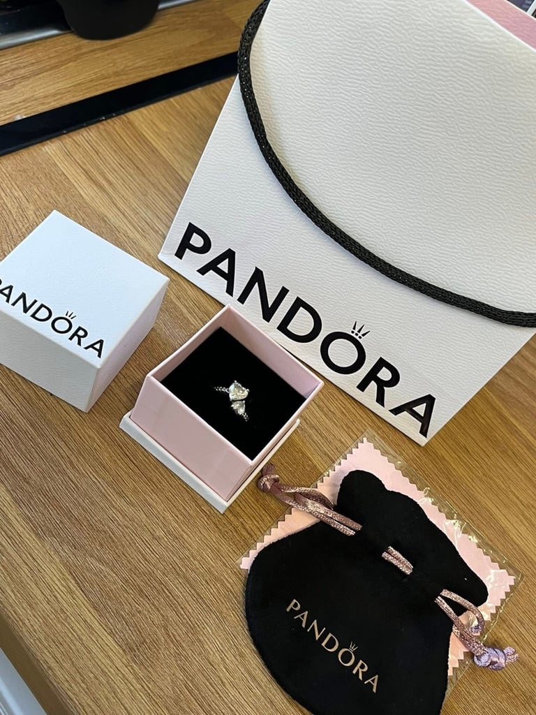 Pandora double heart ring 
