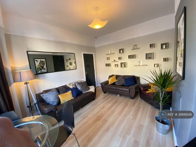 5 bedroom house in Gainsborough Road, Liverpool, L15 (5 bed) (#2666849)