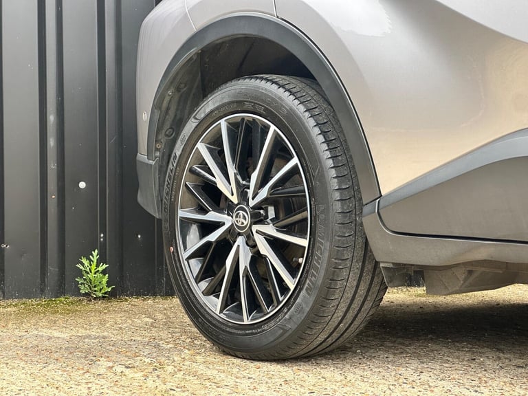 2019 Toyota C-HR 1.2T Excel 5dr [Leather] HATCHBACK PETROL Manual