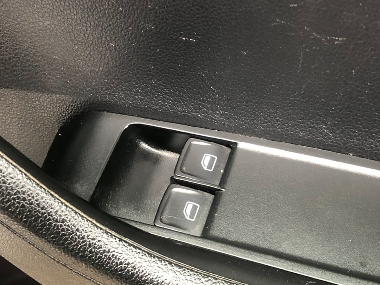 2015 Skoda Fabia 1.2 TSI 90 SE 5dr HATCHBACK Petrol Manual