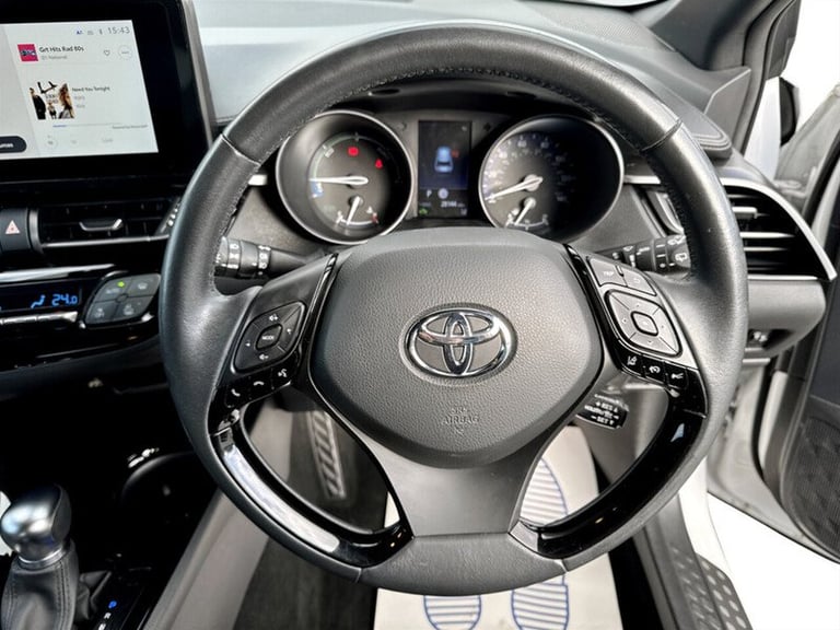 2022 Toyota C-HR VVT-h Design SUV HYBRID Automatic