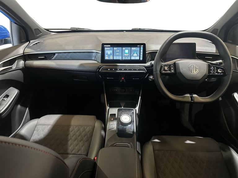 2025 MG MG3 1.5 Hybrid Trophy 5dr Auto HATCHBACK PETROL/ELECTRIC Automatic
