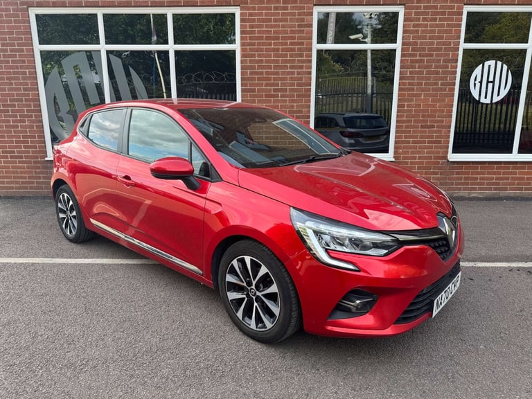 image for 2020 Renault Clio 1.0 Clio Iconic TCe 5dr Hatchback Petrol Manual