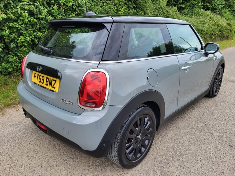 2020 MINI Hatch 1.5 Cooper Classic Euro 6 (s/s) 3dr HATCHBACK Petrol Manual