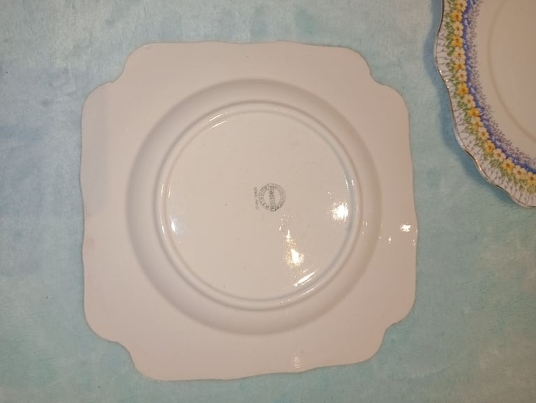 Midwinter cake plate Glendale flower plate yellow vintage plates
