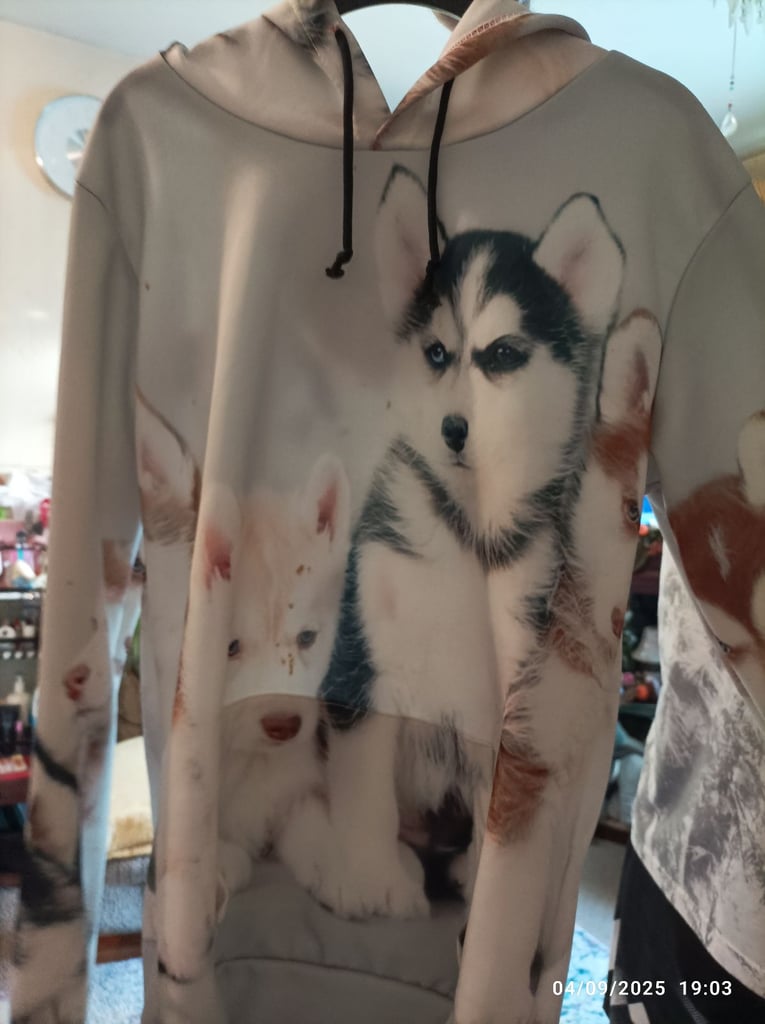 FREE - Kids Unisex Polyester mix hoody top for age 6 years to age 13 yrs