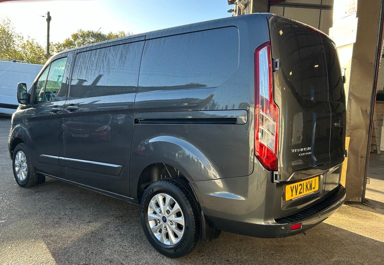 2021 Ford Transit Custom Limited 2.0 EcoBlue 130ps L1 H1 SWB 34,500 miles Grey