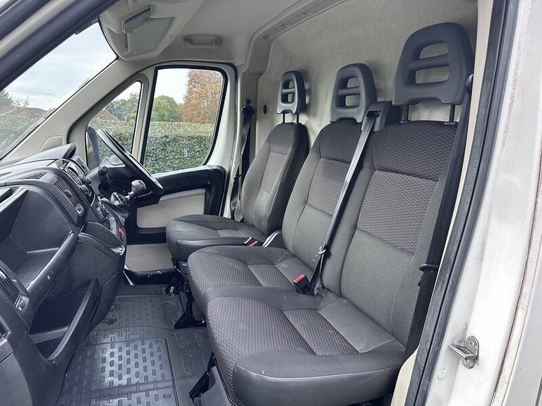 2018 Peugeot Boxer BlueHDi 335 Panel Van Diesel Manual
