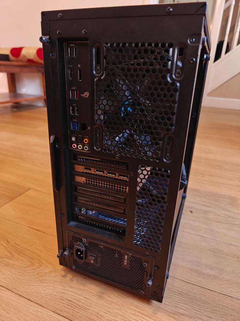 Elegant Gaming PC Desktop - 3070 & 5600x