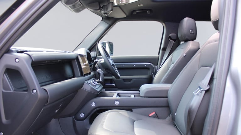 2025 Land Rover Defender Diesel Estate 3.0 D300 Outbound 130 5dr Auto SUV Diesel Automatic