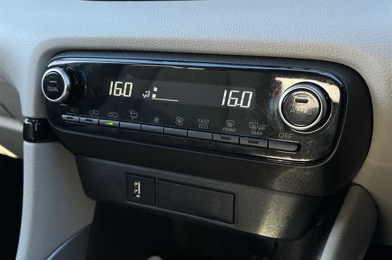 2020 Toyota Yaris 1.5 Hybrid Excel 5dr CVT HATCHBACK PETROL/ELECTRIC Automatic