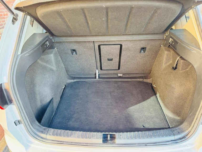 Seat, ATECA, Hatchback, 2019, Manual, 999 (cc), 5 doors